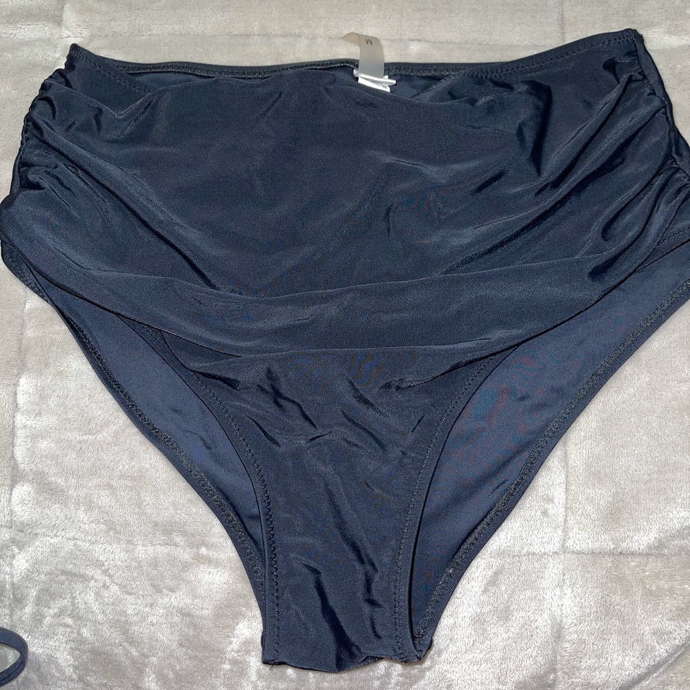 High waisted bikini bottoms medium